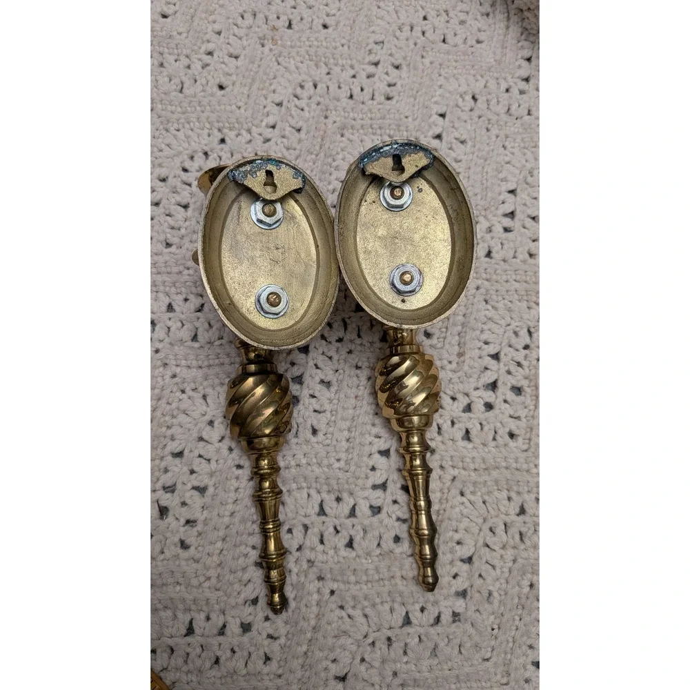 Vintage Solid Brass Wall Sconce Candle Holders Spiral Twist Ornate Gold 9.5